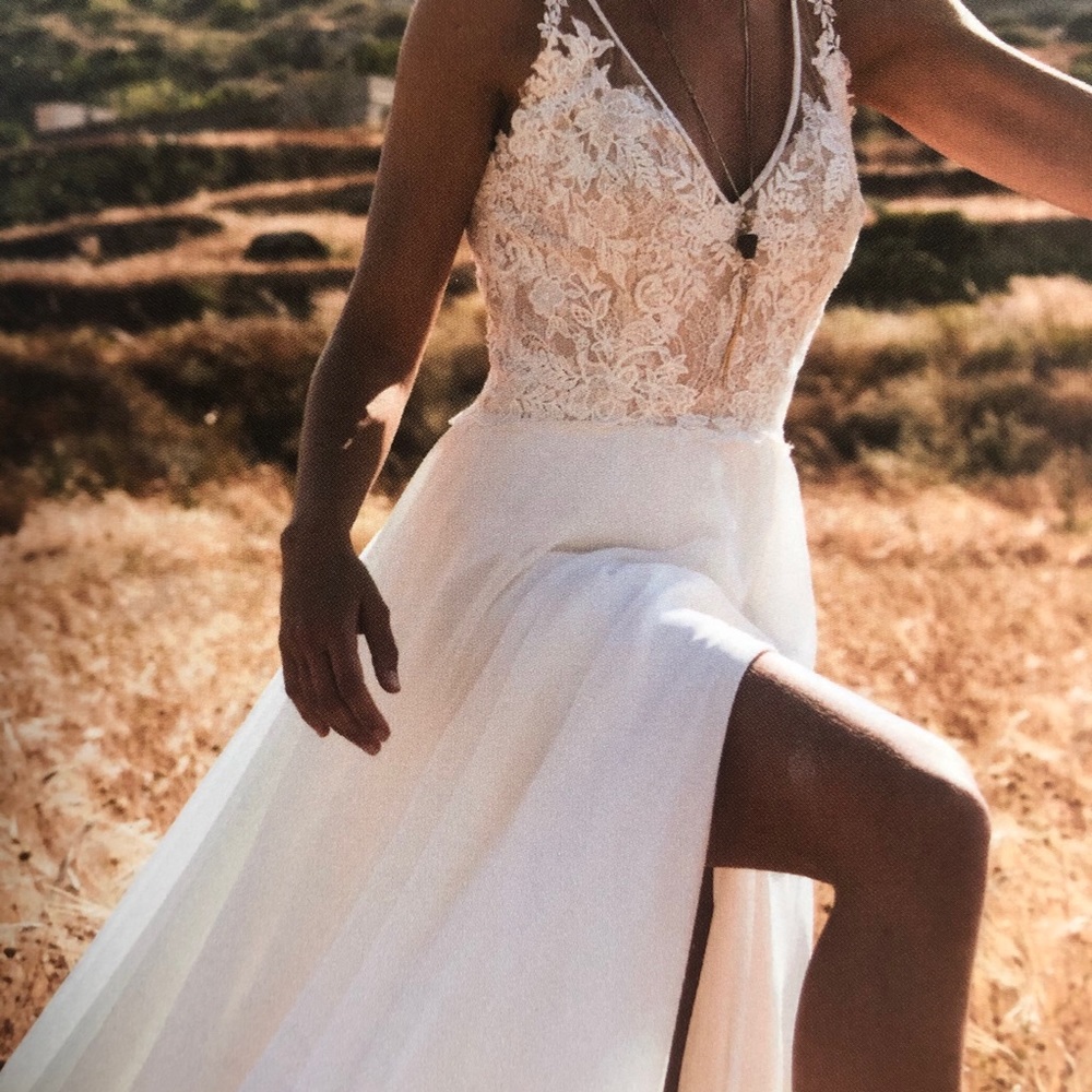 BRAND NEW • Lillian West Wedding Dress